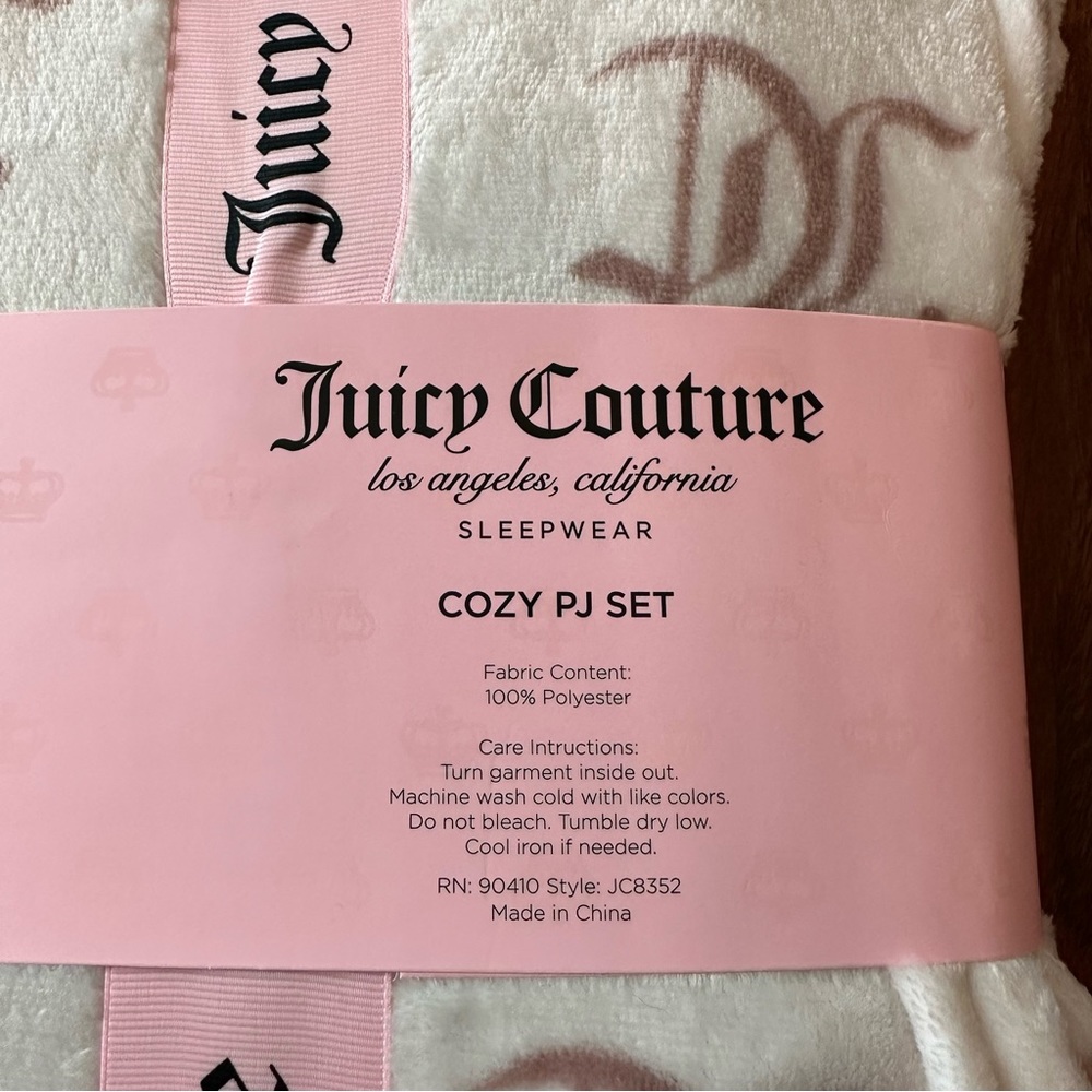 JUICY COUTURE LOGO FLEECE COZY PJ SET NWT - Picture 5 of 5